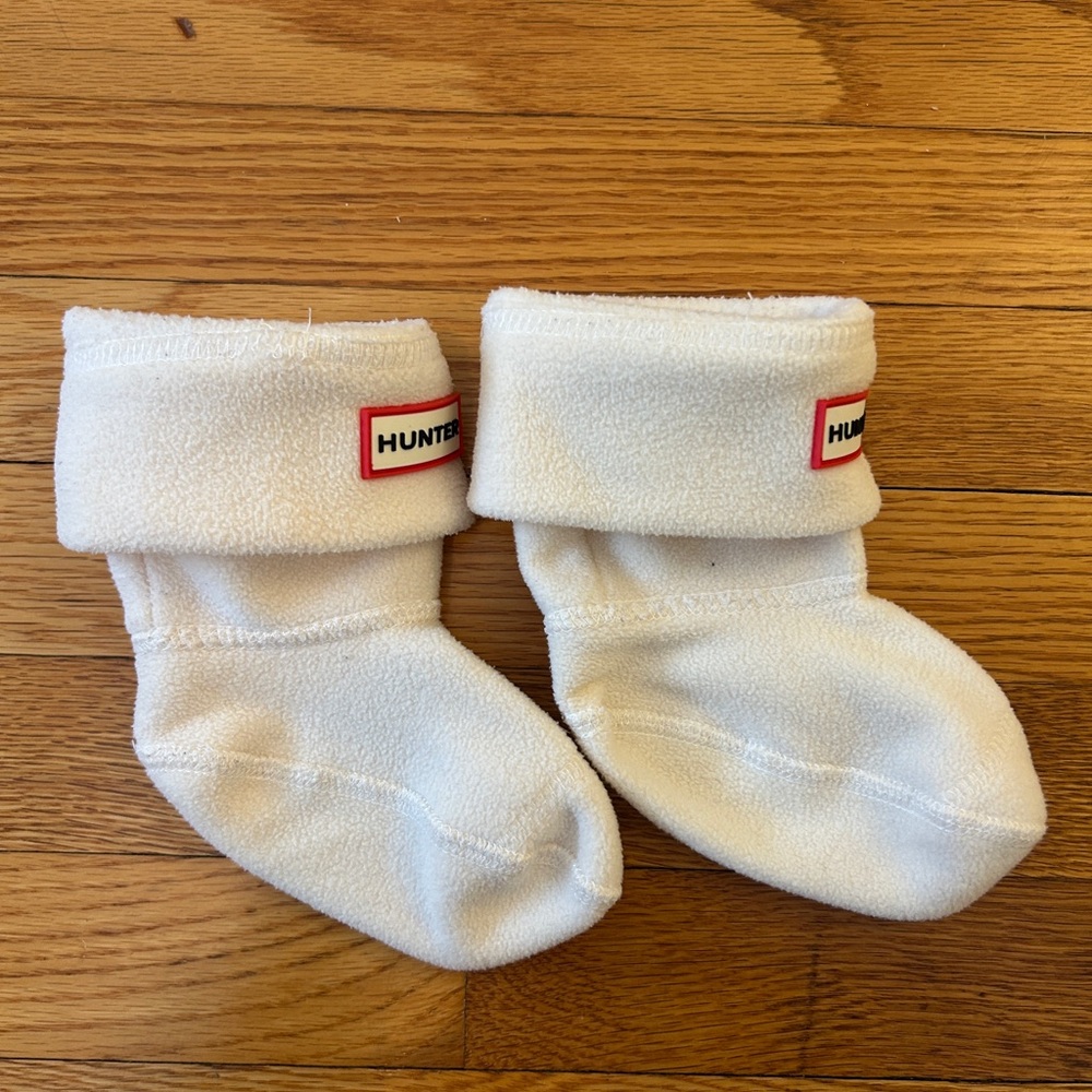 Hunter Cream Baby Booties